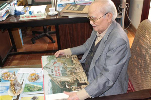 Cơ duyên đến với hội họa bắt đầu từ Cách mạng tháng Tám ảnh 1